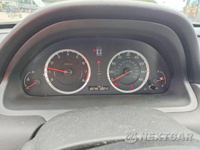 Zdjęcie 9 z 13 samochodu: 2010 HONDA ACCORD EX VIN:1HGCP2F77AA091273 - miniatura