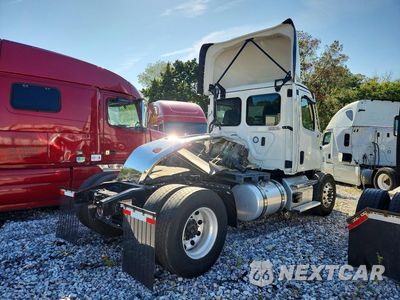 Trzecie zdjęcie samochodu z tyłu: 2025 FREIGHTLINER CASCADIA 126 SEMI TRUCK VIN:3AKBHLDV4SSWH5580 - miniatura