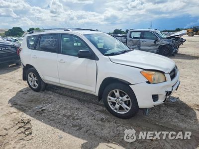 Czwarte zdjęcie samochodu z boku: 2011 TOYOTA RAV4 BASE VIN:JTMBF4DV2B5041045 - miniatura