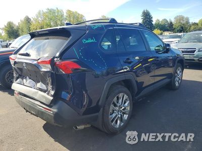 Trzecie zdjęcie samochodu z tyłu: 2025 TOYOTA RAV4 XLE PREMIUM VIN:2T3A1RFV6SW557910 - miniatura