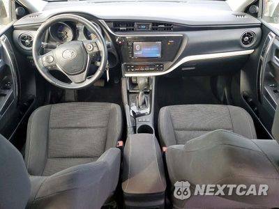 Zdjęcie 8 z 12 samochodu: 2018 TOYOTA COROLLA IM BASE VIN:JTNKARJE9JJ561955 - miniatura
