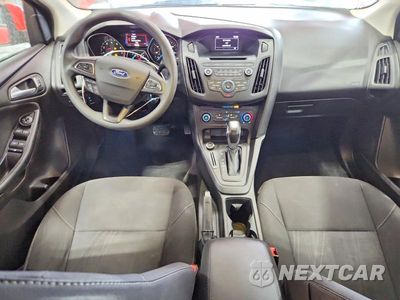 Zdjęcie 8 z 13 samochodu: 2016 FORD FOCUS SE VIN:1FADP3F29GL279843 - miniatura