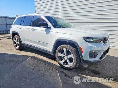 Czwarte zdjęcie samochodu z boku: 2023 JEEP GRAND CHEROKEE LIMITED VIN:1C4RJGBGXPC502787 - miniatura