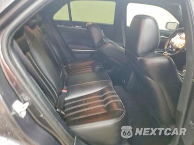Zdjęcie 10 z 13 samochodu: 2023 CHRYSLER 300 S VIN:2C3CCABG2PH569561 - miniatura