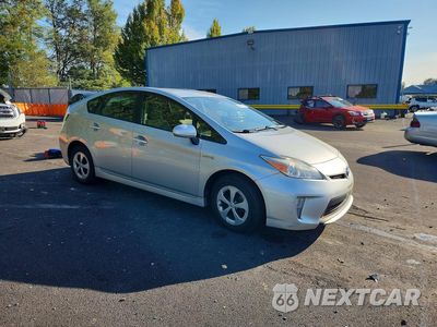 Czwarte zdjęcie samochodu z boku: 2012 TOYOTA PRIUS TWO VIN:JTDKN3DU4C5468717 - miniatura