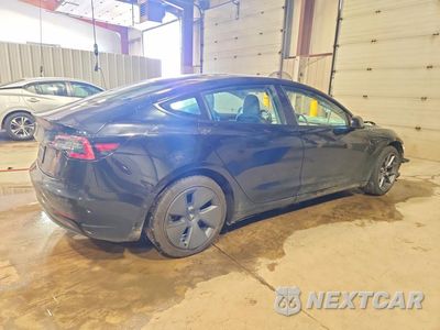 Trzecie zdjęcie samochodu z tyłu: 2021 TESLA MODEL 3 VIN:5YJ3E1EA7MF062170 - miniatura