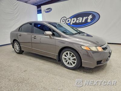 Czwarte zdjęcie samochodu z boku: 2010 HONDA CIVIC LX VIN:19XFA1F58AE061718 - miniatura