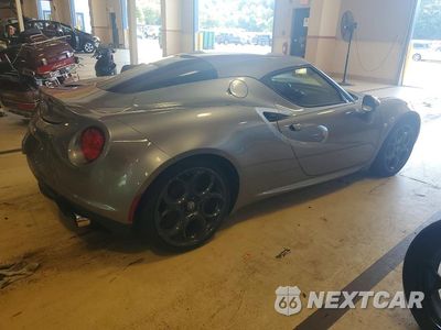 Trzecie zdjęcie samochodu z tyłu: 2017 ALFA ROMEO 4C VIN:ZARBAAA41HM244988 - miniatura