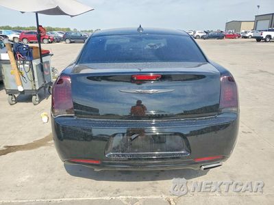 Zdjęcie 6 z 12 samochodu: 2020 CHRYSLER 300 TOURING VIN:2C3CCAAG7LH181558 - miniatura