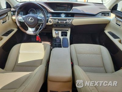 Zdjęcie 8 z 13 samochodu: 2018 LEXUS ES 350 VIN:58ABK1GGXJU091756 - miniatura