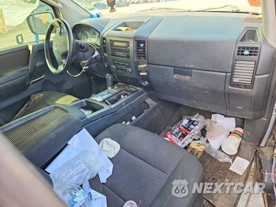 Zdjęcie 8 z 12 samochodu: 2010 NISSAN TITAN SE VIN:1N6AA0EC9AN301386 - miniatura
