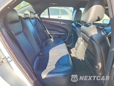Zdjęcie 10 z 12 samochodu: 2014 CHRYSLER 300 VIN:2C3CCAAG8EH160012 - miniatura
