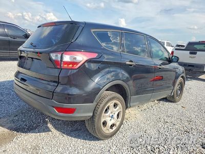 Trzecie zdjęcie samochodu z tyłu: 2018 FORD ESCAPE S VIN:1FMCU0F74JUB04373 - miniatura
