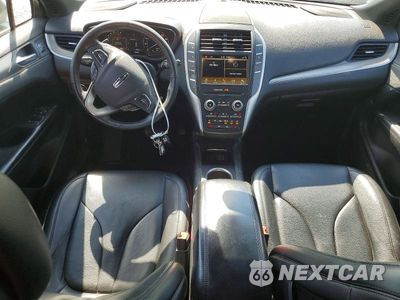 Zdjęcie 8 z 12 samochodu: 2017 LINCOLN MKC PREMIERE VIN:5LMCJ1C98HUL62830 - miniatura