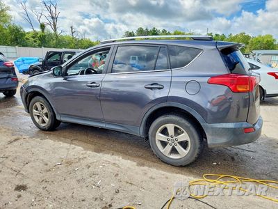 Drugie zdjęcie samochodu z przodu: 2015 TOYOTA RAV4 XLE VIN:JTMWFREV9FJ047015 - miniatura