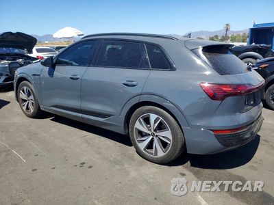 Drugie zdjęcie samochodu z przodu: 2024 AUDI Q8 E-TRON PREMIUM VIN:WA14AAGE8RB054678 - miniatura