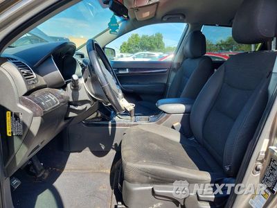 Zdjęcie 7 z 13 samochodu: 2015 KIA SORENTO LX VIN:5XYKTDA61FG638528 - miniatura