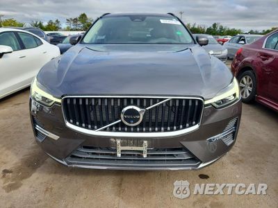 Piąte zdjęcie samochodu w środku: 2022 VOLVO XC60 B5 MOMENTUM VIN:YV4L12RK0N1911308 - miniatura