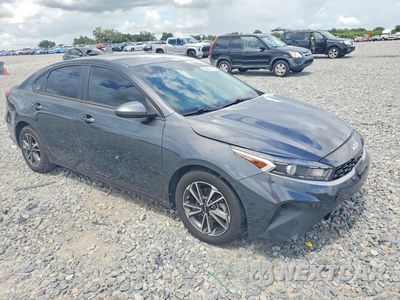 Czwarte zdjęcie samochodu z boku: 2023 KIA FORTE LXS VIN:3KPF24AD2PE601084 - miniatura