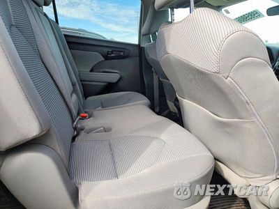 Zdjęcie 11 z 13 samochodu: 2021 TOYOTA HIGHLANDER HYBRID LE VIN:5TDBBRCH1MS529386 - miniatura