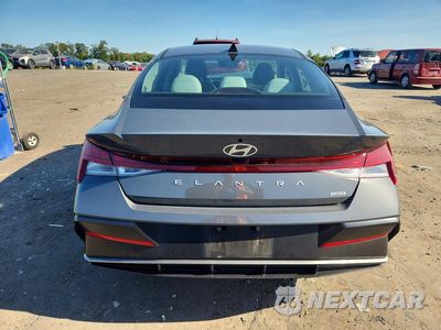 Zdjęcie 6 z 12 samochodu: 2025 HYUNDAI ELANTRA LIMITED VIN:KMHLN4DJ0SU127072 - miniatura