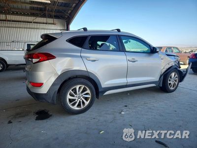 Trzecie zdjęcie samochodu z tyłu: 2017 HYUNDAI TUCSON SE VIN:KM8J33A47HU508593 - miniatura