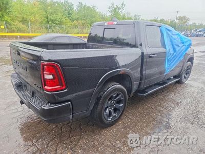Trzecie zdjęcie samochodu z tyłu: 2025 RAM 1500 BIG HORN/LONE STAR VIN:1C6RRFFG8SN502093 - miniatura