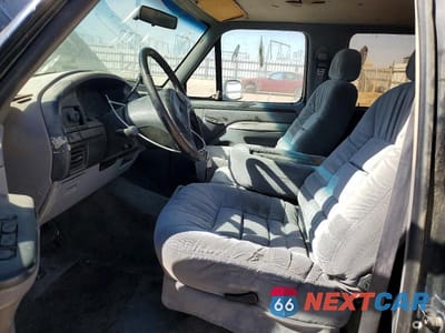 Zdjęcie 7 z 12 samochodu: 1997 FORD F350 VIN:1FTJW35G1VEA23467 - miniatura