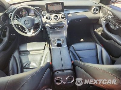 Zdjęcie 8 z 13 samochodu: 2018 MERCEDES-BENZ C 350E VIN:55SWF4HB4JU258352 - miniatura