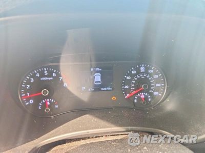 Zdjęcie 9 z 13 samochodu: 2021 KIA SOUL S VIN:KNDJ23AU4M7740438 - miniatura