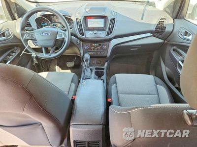 Zdjęcie 8 z 14 samochodu: 2019 FORD ESCAPE SE VIN:1FMCU0GD8KUB00977 - miniatura