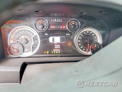 Zdjęcie 9 z 12 samochodu: 2016 RAM 1500 SLT VIN:1C6RR6GG4GS279008 - miniatura
