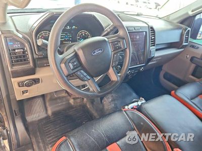 Zdjęcie 8 z 12 samochodu: 2019 FORD F150 VIN:1FTMF1C5XKFB50842 - miniatura