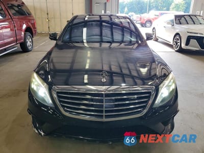 Piąte zdjęcie samochodu w środku: 2017 MERCEDES-BENZ S 63 AMG VIN:WDDUG7JBXHA286408 - miniatura