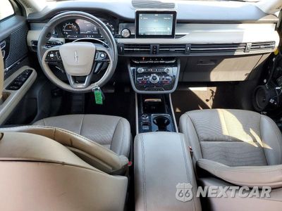 Zdjęcie 8 z 14 samochodu: 2021 LINCOLN CORSAIR VIN:5LMCJ1D99MUL01463 - miniatura