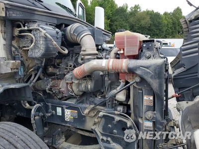 Zdjęcie 11 z 14 samochodu: 2019 PETERBILT 579 SEMI TRUCK VIN:1XPBDP9X0KD612988 - miniatura