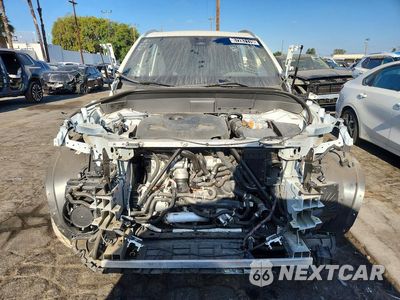 Piąte zdjęcie samochodu w środku: 2025 VOLVO XC90 PLUS VIN:YV4H60PB8S1379008 - miniatura