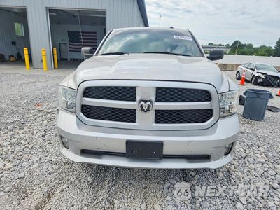 Piąte zdjęcie samochodu w środku: 2017 RAM 1500 ST VIN:3C6RR7KT7HG565227 - miniatura