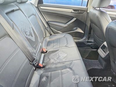 Zdjęcie 10 z 12 samochodu: 2015 VOLKSWAGEN PASSAT S VIN:1VWAT7A39FC109879 - miniatura