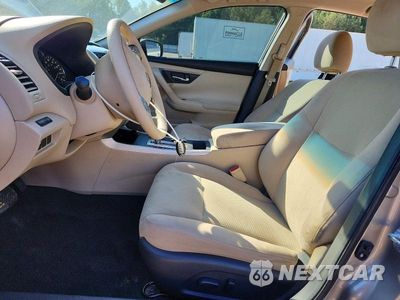 Zdjęcie 7 z 12 samochodu: 2015 NISSAN ALTIMA 2.5 S VIN:1N4AL3AP8FC236093 - miniatura