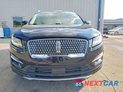Piąte zdjęcie samochodu w środku: 2019 LINCOLN MKC RESERVE VIN:5LMCJ3C98KUL02212 - miniatura