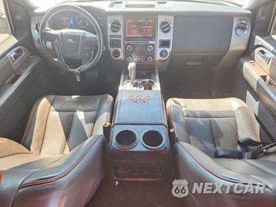 Zdjęcie 8 z 13 samochodu: 2015 FORD EXPEDITION XLT VIN:1FMJU1HT7FEF08714 - miniatura