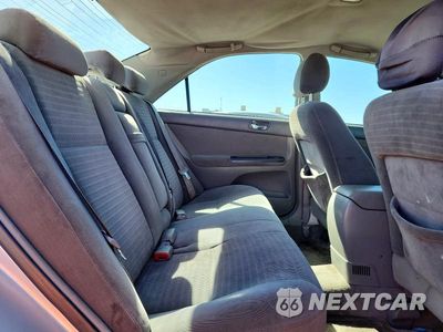 Zdjęcie 10 z 12 samochodu: 2005 TOYOTA CAMRY LE VIN:4T1BE30K35U629101 - miniatura