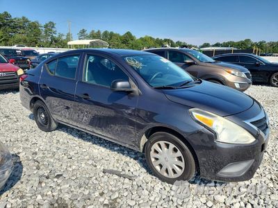 Czwarte zdjęcie samochodu z boku: 2015 NISSAN VERSA 1.6 S VIN:3N1CN7AP4FL893484 - miniatura