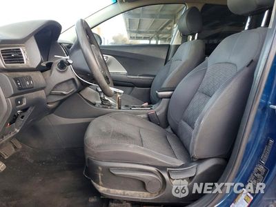 Zdjęcie 7 z 12 samochodu: 2019 KIA NIRO LX VIN:KNDCB3LC0K5334579 - miniatura