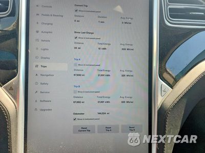 Zdjęcie 9 z 12 samochodu: 2015 TESLA MODEL S VIN:5YJSA1E13FF119992 - miniatura