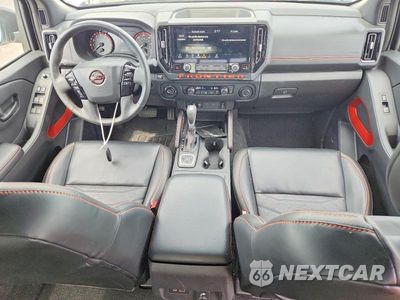 Zdjęcie 8 z 13 samochodu: 2026 NISSAN FRONTIER PRO-4X VIN:1N6ED1EK1TN604753 - miniatura