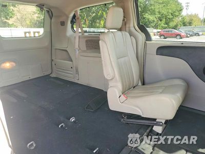 Zdjęcie 11 z 13 samochodu: 2014 CHRYSLER TOWN & COUNTRY TOURING L VIN:2C4RC1CG6ER200181 - miniatura