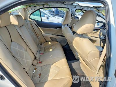 Zdjęcie 10 z 13 samochodu: 2019 TOYOTA CAMRY HYBRID XLE VIN:4T1B21HK0KU519524 - miniatura
