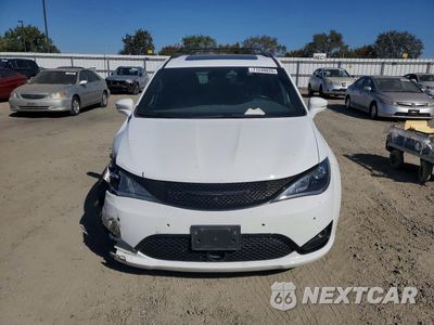 Piąte zdjęcie samochodu w środku: 2019 CHRYSLER PACIFICA LIMITED VIN:2C4RC1GG7KR681659 - miniatura